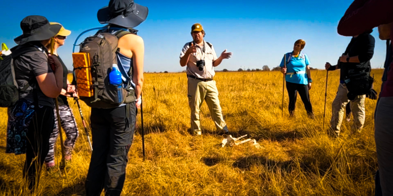 A guide presenting at the Rietvlei nature Reserve