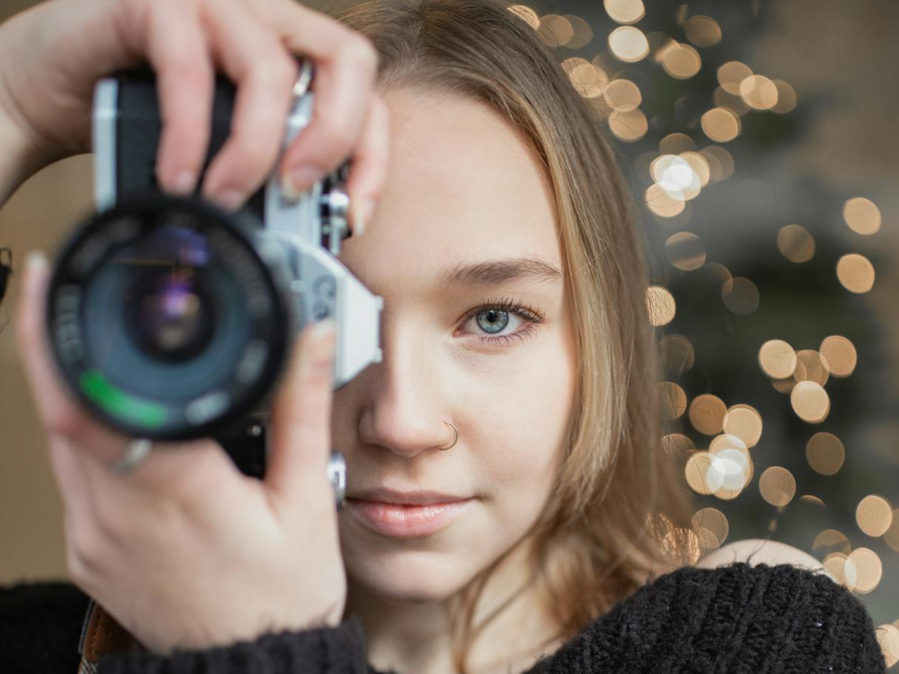 The Difference Between Mirrorless vs DSLR Cameras