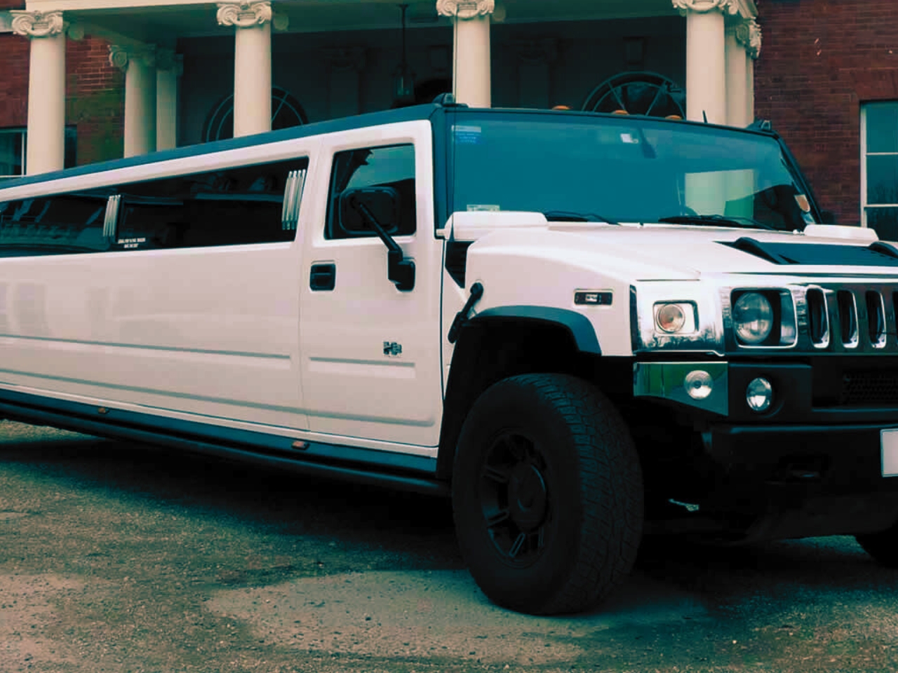 Limo Hummer to rent at Execuride for Matric Farewell Rentals.
