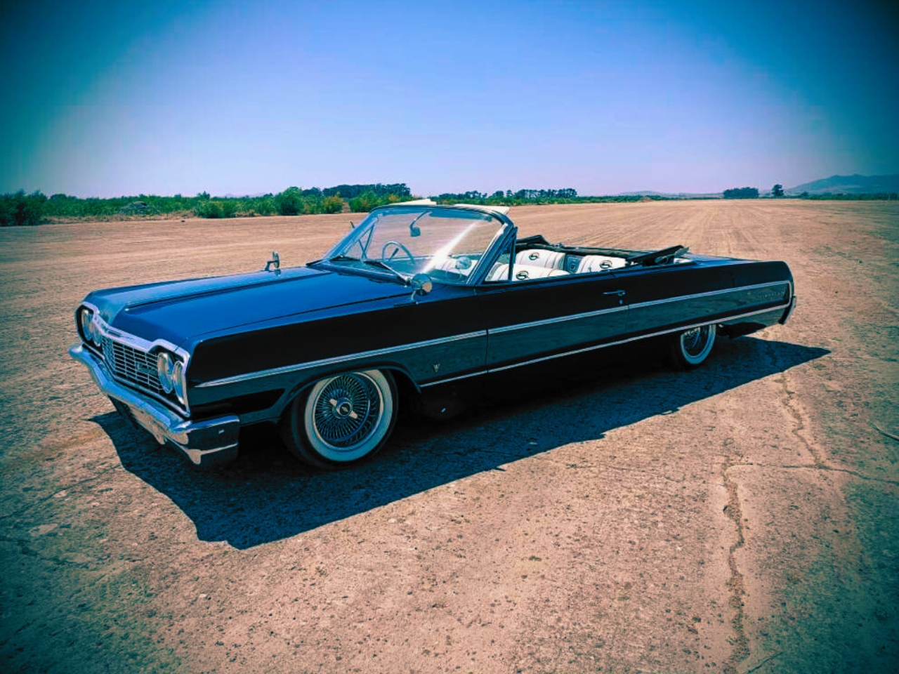 Classic blue convertible for unique matric farewell rides.