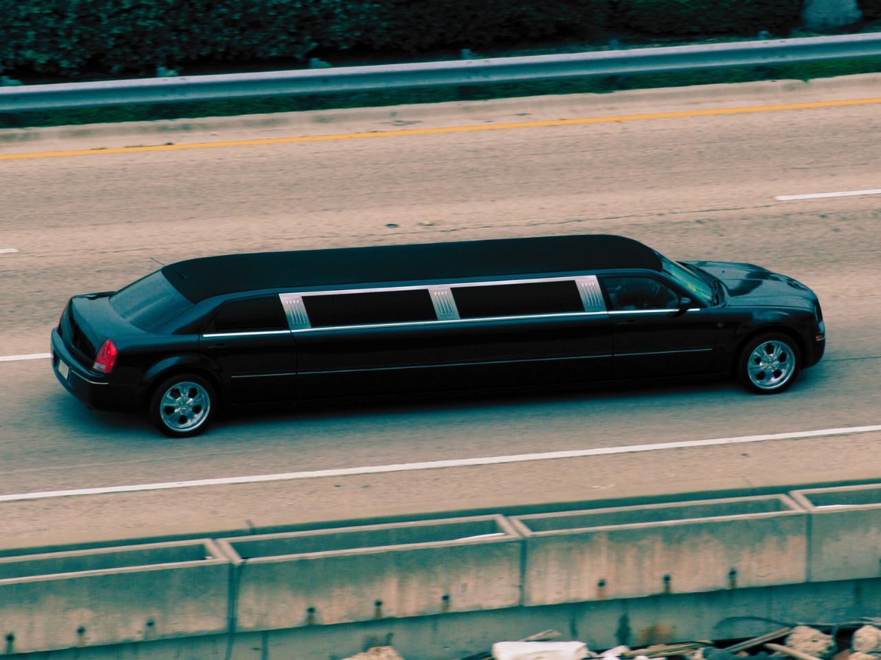 Stretched Limo from Touring Car Rentals ideal for matric farewell rides.