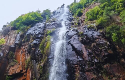 400-meter-high waterfall on the Easterkloof Hiking Trail